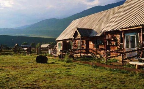 伊犁旅游人均多少钱？详解旅游花费指南