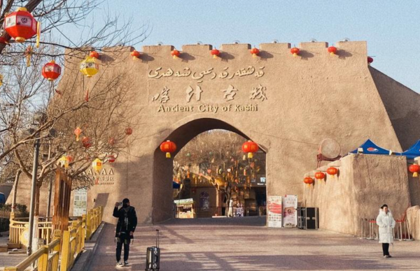 【轻奢南疆】14 日 13 晚喀什进乌鲁木齐出
